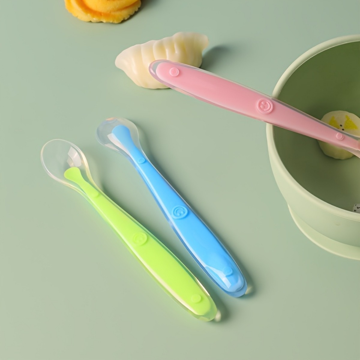2Pcs Food Grade Silicone Baby  – Self Feed Spoon Bewertung und Preis